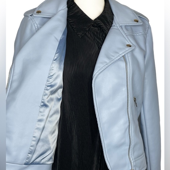$98 NWT Blank NYC Good Vibes Blue Vegan Leather Moto Jacket Size S - Picture 8 of 10